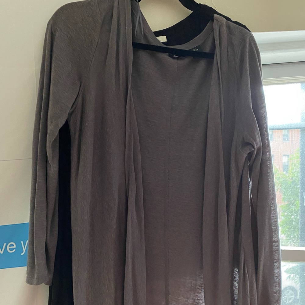 BUNDLE: Assorted Cardigans - Picture 2 of 4